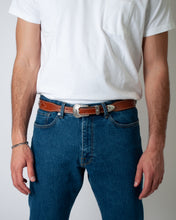 Carica l'immagine nel visualizzatore di Gallery, ALBERTO LUTI Cintura texana con fibbia lavorata e inserti