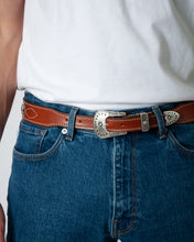 Carica l'immagine nel visualizzatore di Gallery, ALBERTO LUTI Cintura texana con fibbia lavorata e inserti