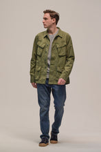 Carica l'immagine nel visualizzatore di Gallery, CHESAPEAKE'S Jungle Jacket Intrepid Col.Military green

