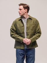 Carica l'immagine nel visualizzatore di Gallery, CHESAPEAKE'S St.Malo Work Jacket Linen Col.Military green
