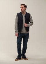 Carica l'immagine nel visualizzatore di Gallery, CHESAPEAKE'S Deck Vest Scott HBT Col.Navy blue
