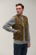 Carica l'immagine nel visualizzatore di Gallery, CHESAPEAKE'S Deck vest Scott HBT Col.Frogskin

