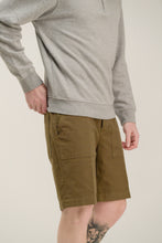 Carica l'immagine nel visualizzatore di Gallery, TELACRUDA Work Short Col.Green wood
