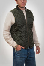Carica l'immagine nel visualizzatore di Gallery, BL'KER Donegal Vest Reversible Owl Col.Green
