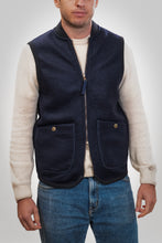 Carica l'immagine nel visualizzatore di Gallery, BL'KER Boiled Wool Vest Wolf col.Navy
