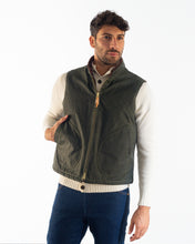 Carica l&#39;immagine nel visualizzatore di Gallery, MANIFATTURA CECCARELLI MOUNTAIN VEST 7916-WX Col.Dark Green
