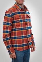 Carica l'immagine nel visualizzatore di Gallery, IRON&amp;RESIN Sierra Shirt Col:Rust
