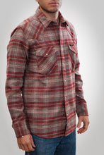 Carica l'immagine nel visualizzatore di Gallery, WRANGLER Western Shirt Col.Ruby wine
