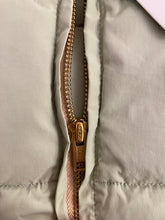 Carica l'immagine nel visualizzatore di Gallery, CHESAPEAKE'S Seattle Down Vest Col.Verde salvia
