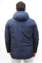 Carica l&#39;immagine nel visualizzatore di Gallery, Short Parka AT.P.CO Mod.A253AMILCAR646 blu
